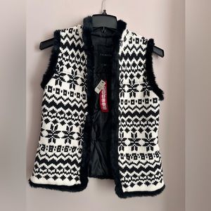 Talbots Cable Knit Fair Isle Vest with Fur Trim Black/White NWT Size XS